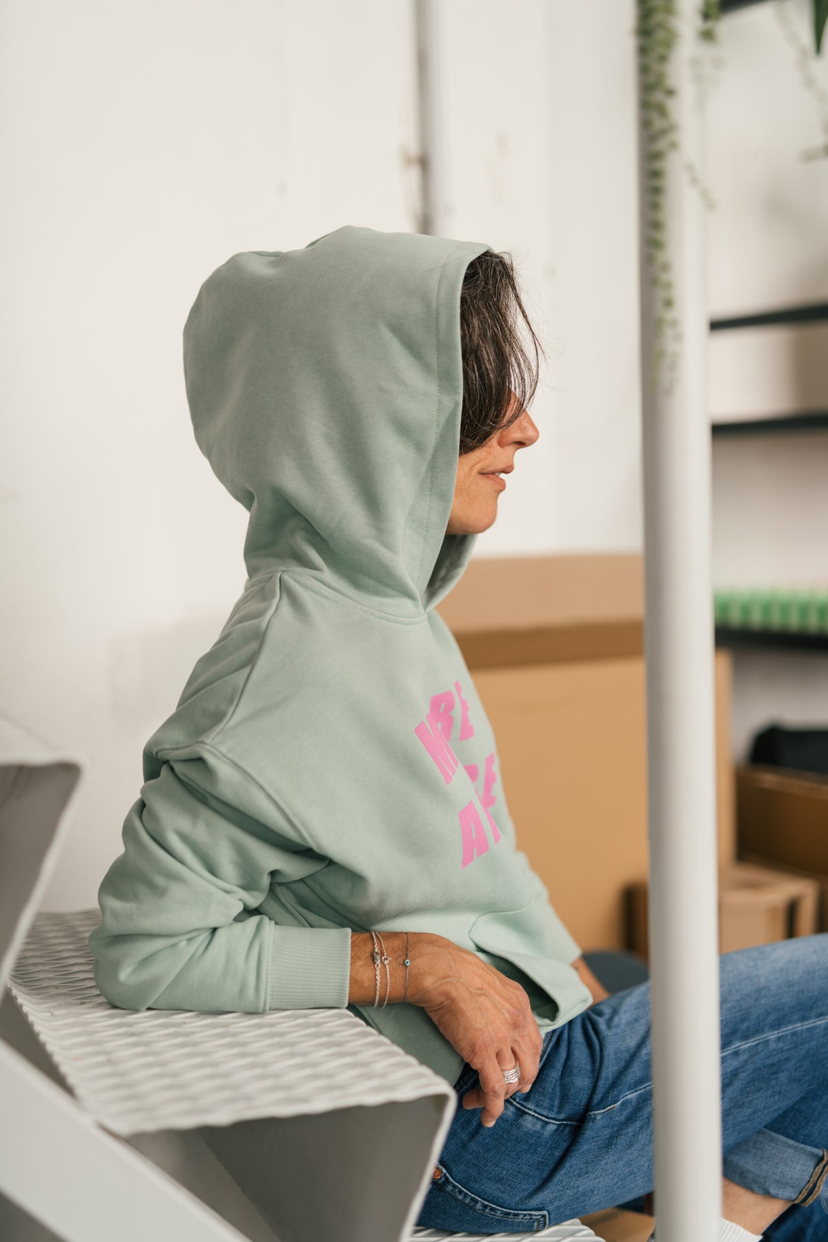 MORE AMORE Boxy Hoodie in Soft Mint – seitliche Passform mit Kapuze