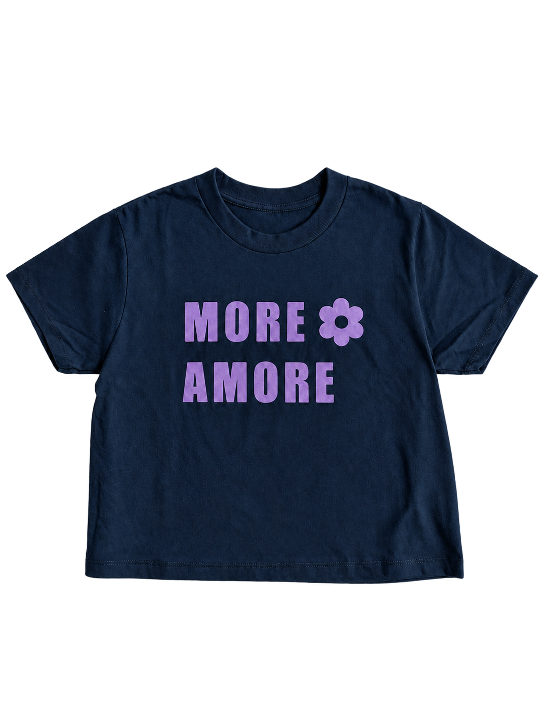 MORE AMORE Boxy T-Shirt in Marine Blue mit Purple Frontprint – vollständige Vorderansicht