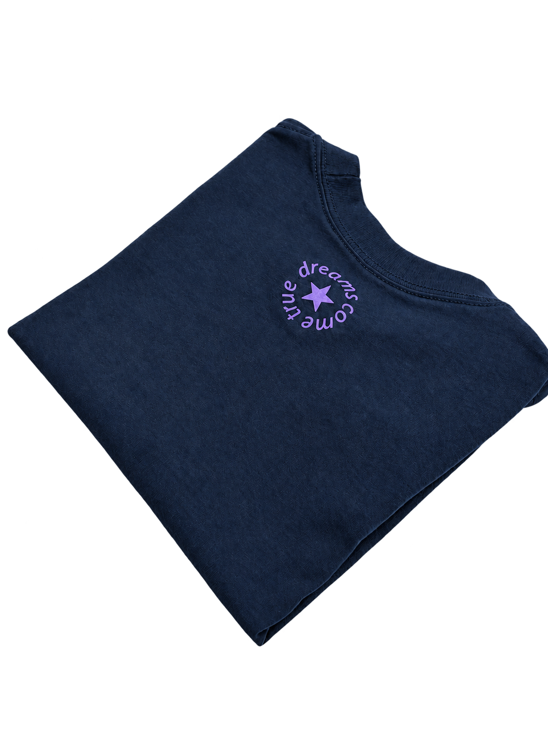 MORE AMORE Boxy T-Shirt in Marine Blue mit Purple Nackenprint – gefaltete Rückansicht