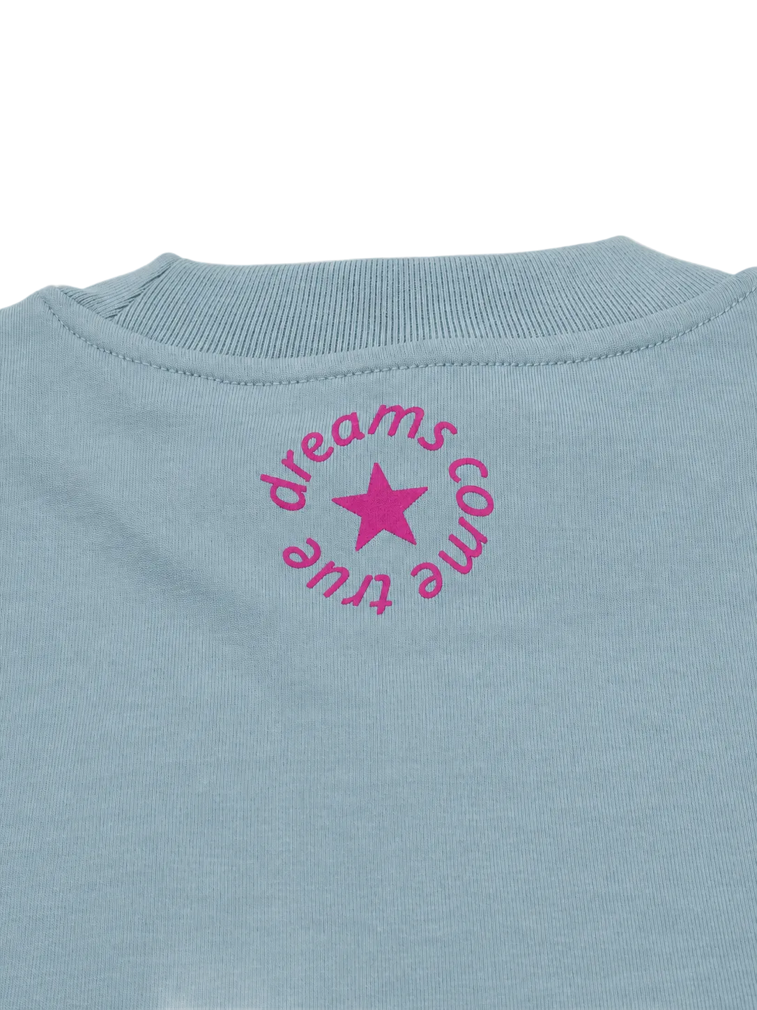 Pinker dreams come true Rückenprint auf dem MORE AMORE Interlock T-Shirt