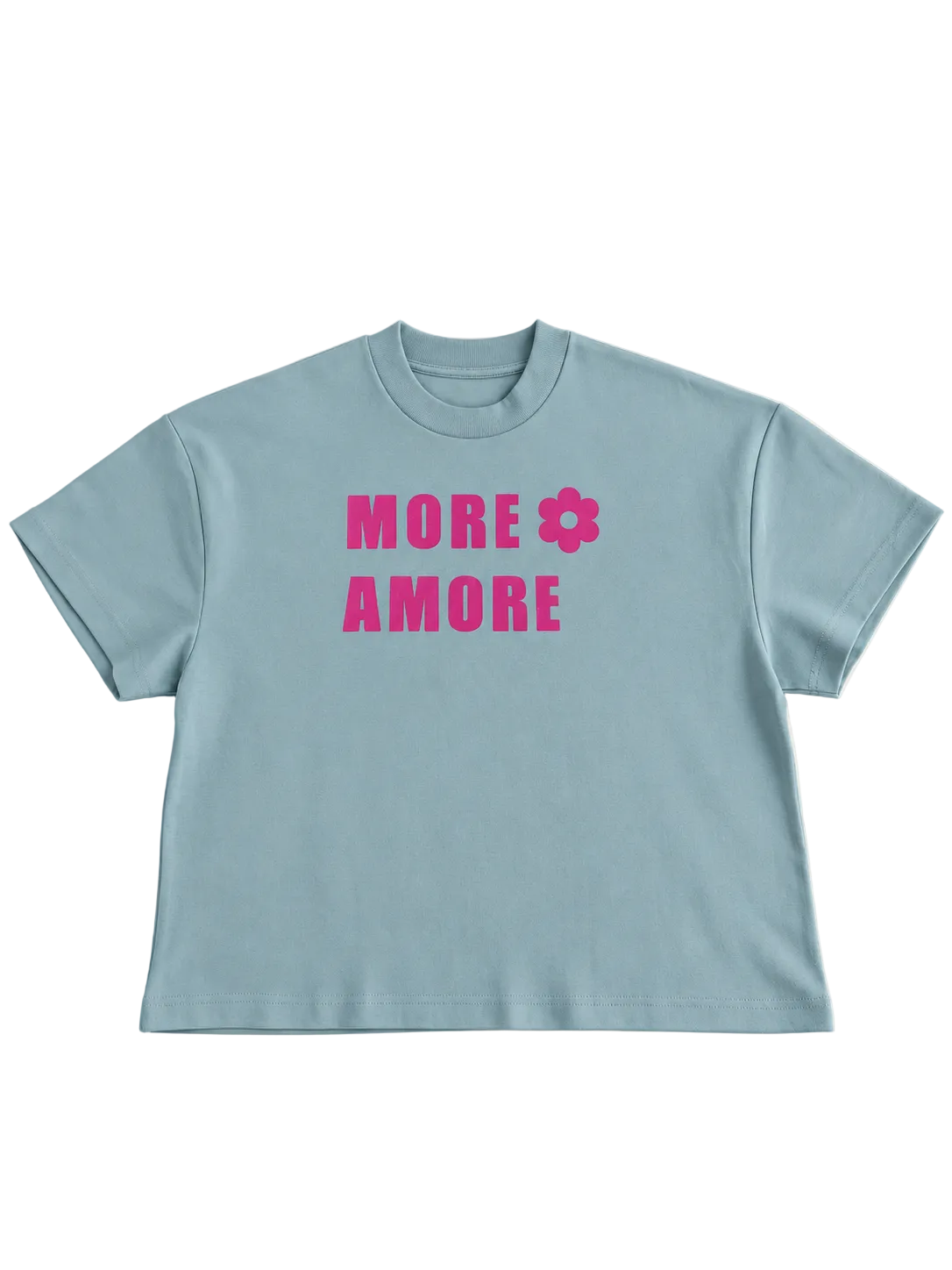 MORE AMORE Heavyweight Interlock T-Shirt in Dusty Blue mit pinkem Frontprint – Vorderseite