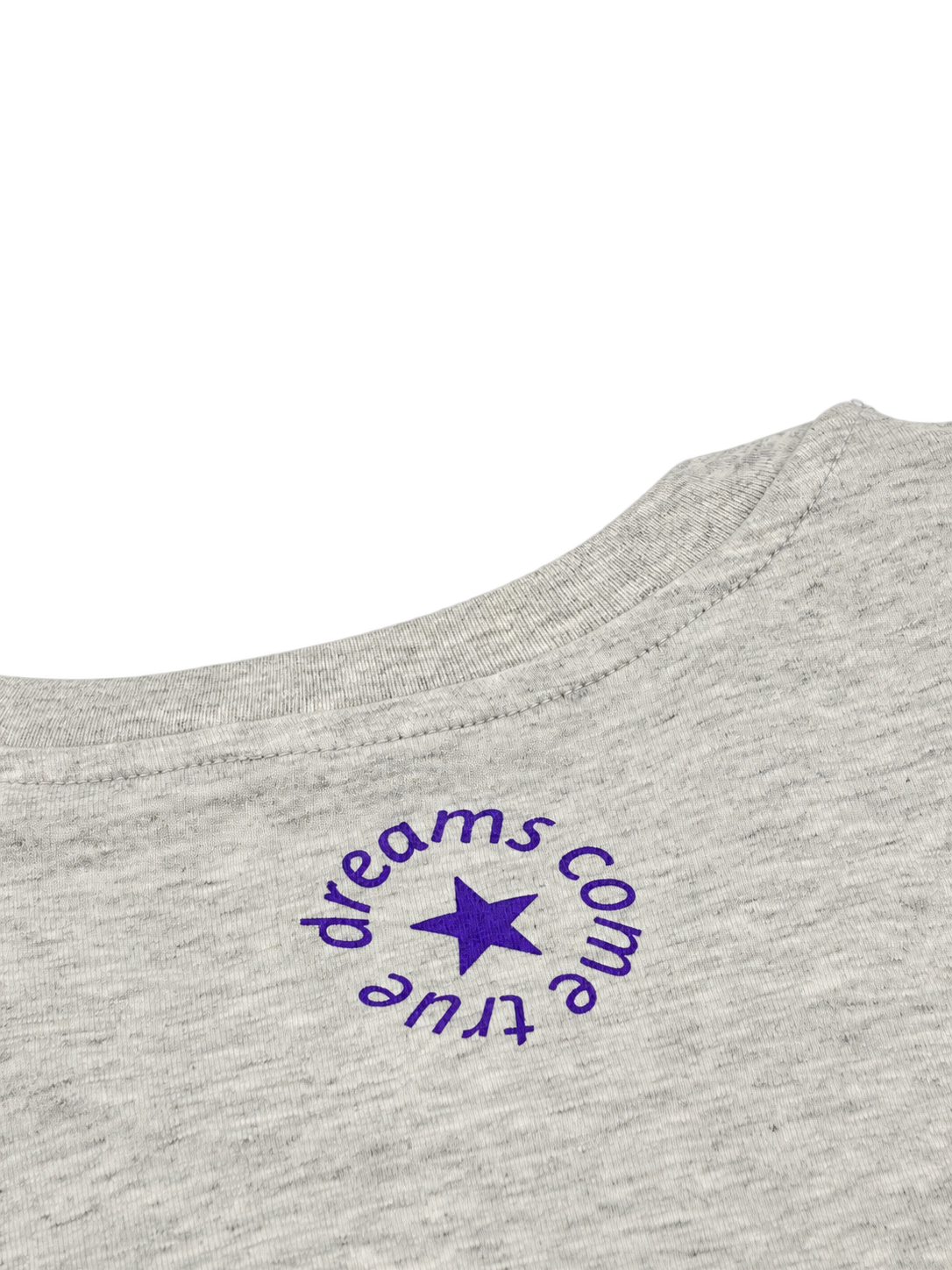 Purple dreams come true Rückenprint auf Light Heather Grey – Detailansicht