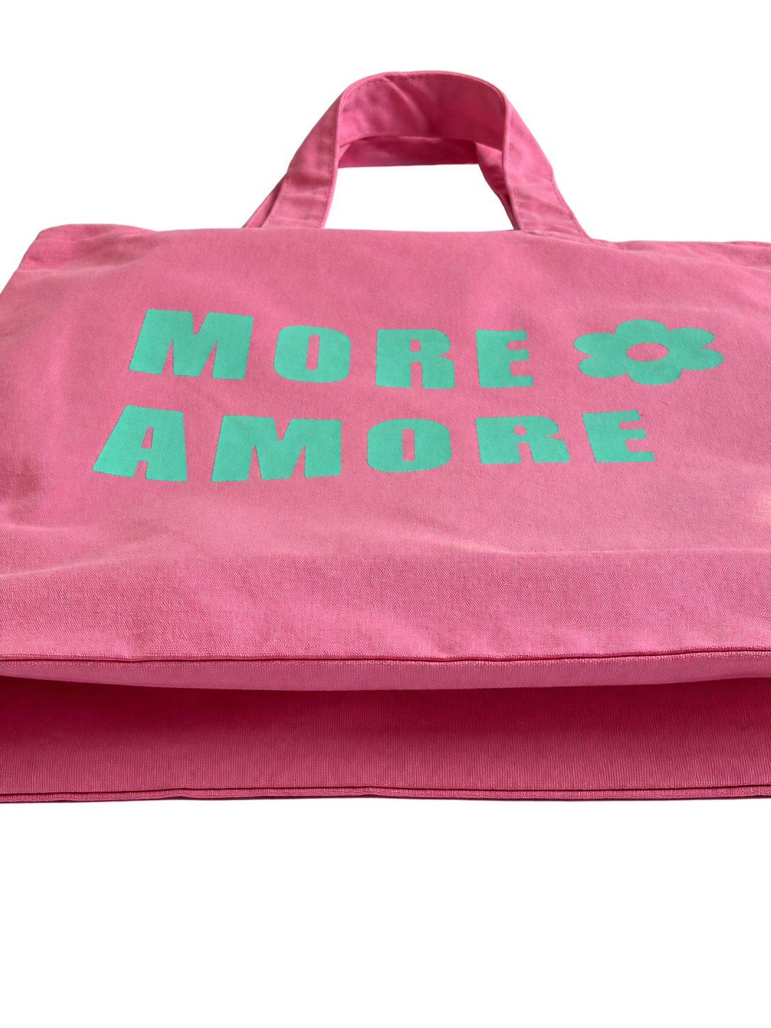 MORE AMORE Mid Tote Bag Bubble Pink Mint – Bodenfalte und Canvas-Struktur freigestellt