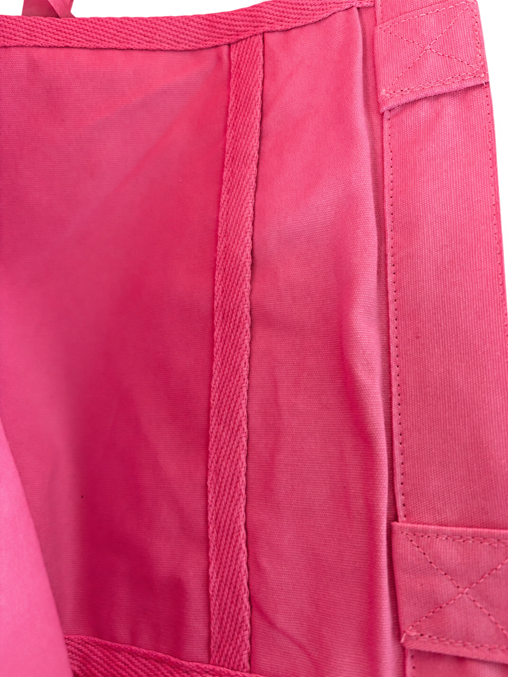 MORE AMORE Mid Tote Bag Bubble Pink Mint – Innentasche und verstärkte Henkel freigestellt