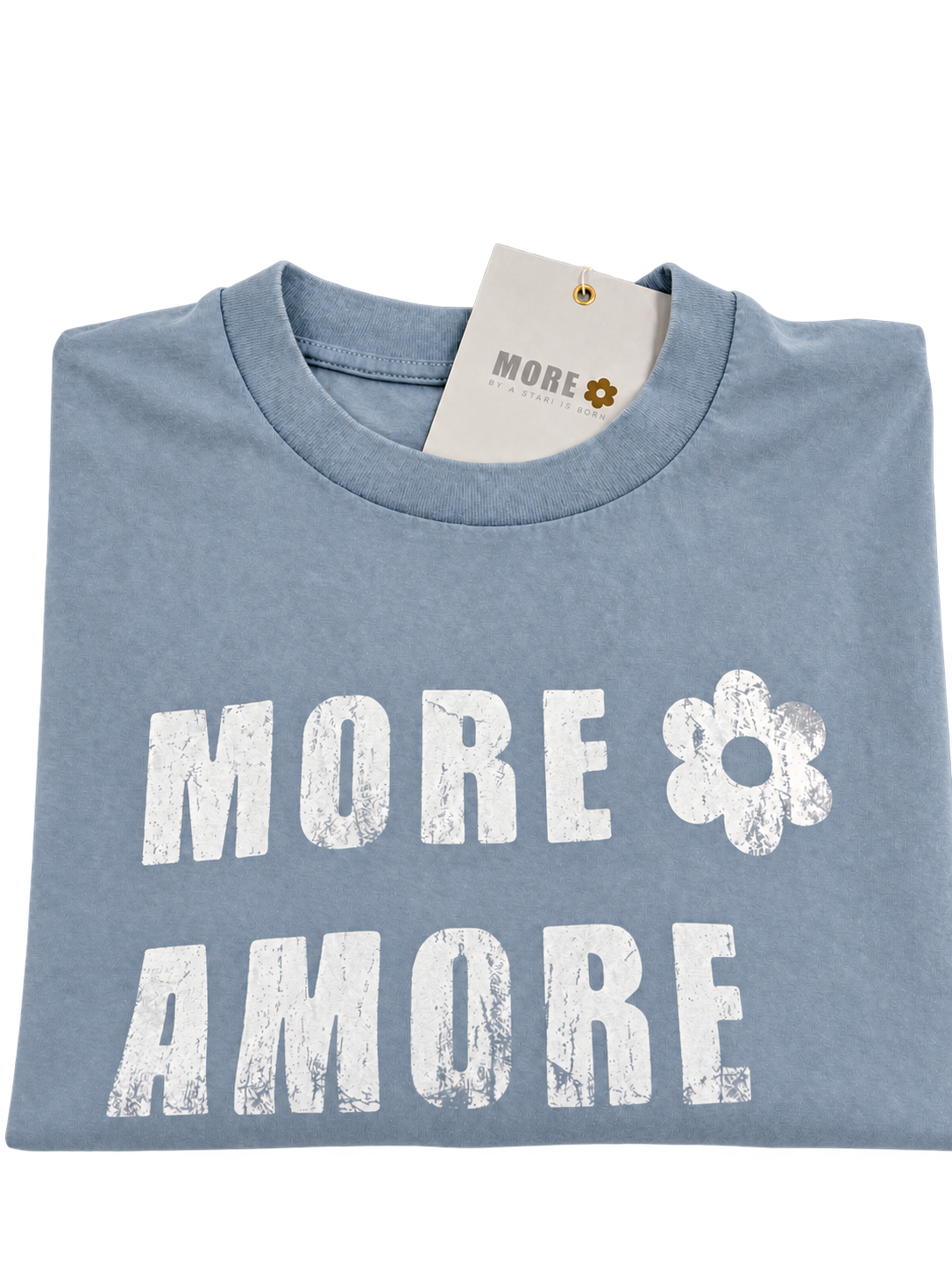 MORE AMORE Vintage Light Blue Cropped T-Shirt – gefaltete Vorderansicht mit weißem Frontprint
